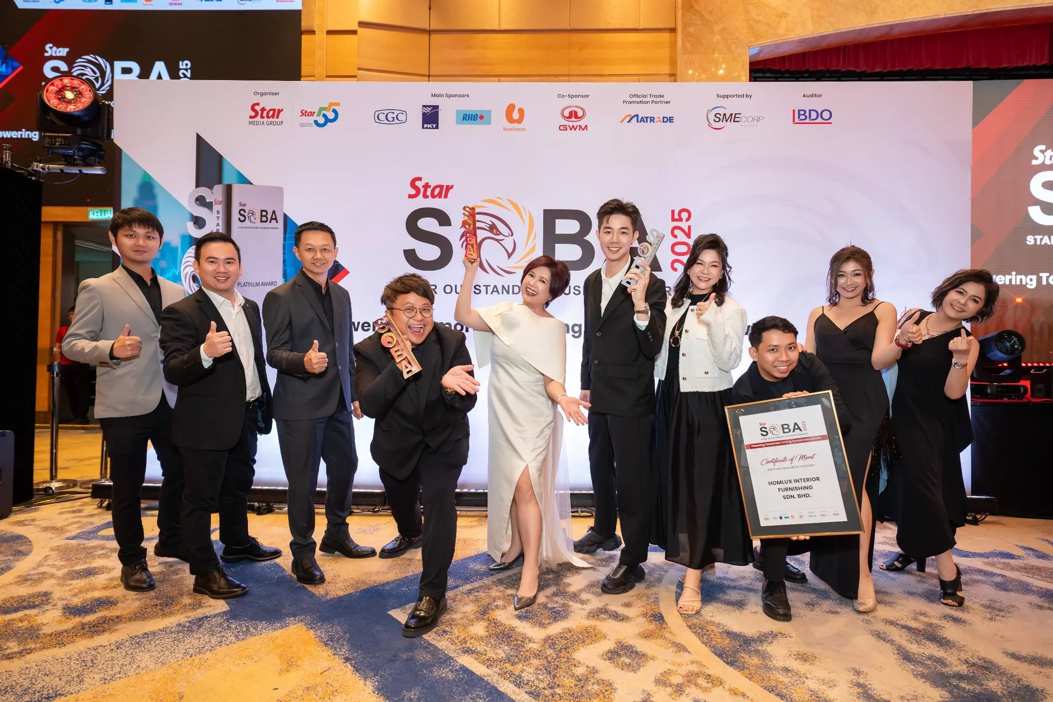 Homlux Group Picture at SOBA 2025 Awards